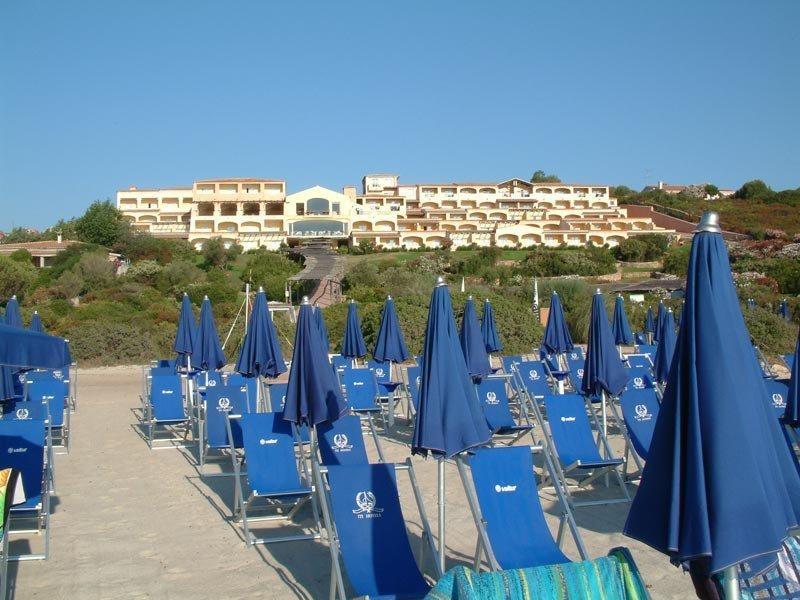 מרינלה Colonna Beach Hotel Marinella מראה חיצוני תמונה